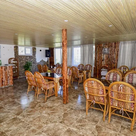 Esmeralda Butik Kızılot