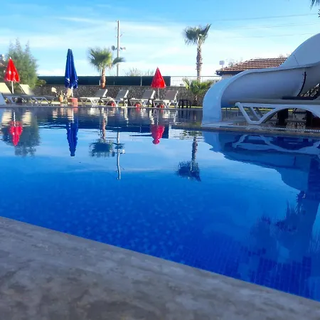 Hotell Esmeralda Butik Kızılot