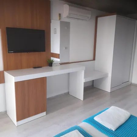 Hotell Esmeralda Butik Kızılot